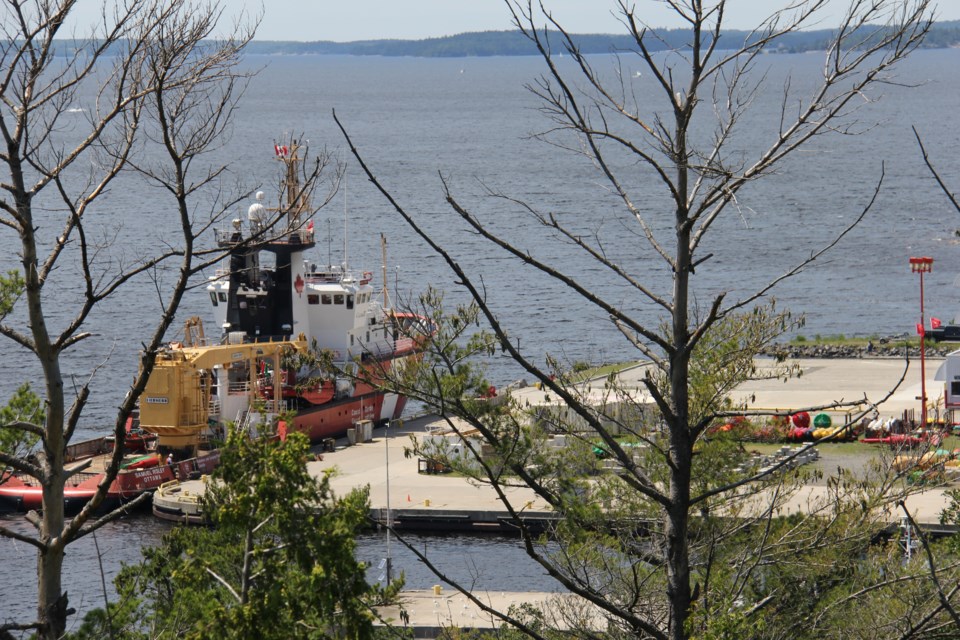 USED 170727 10 Coast guard ship Samuel Risley, Parry Sound, Photo by Brenda Turl for BayToday.