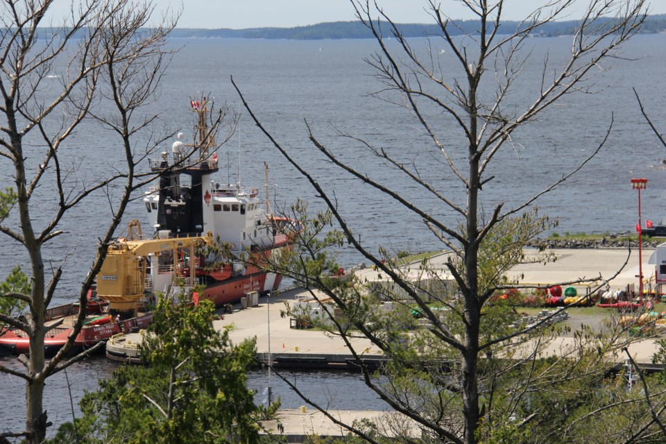 USED 170727 10 Coast guard ship Samuel Risley, Parry Sound, Photo by Brenda Turl for BayToday.