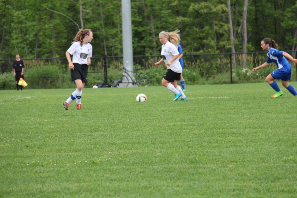 USED-170727 7 Girls soccer. Photo by Brenda Turl for BayToday.