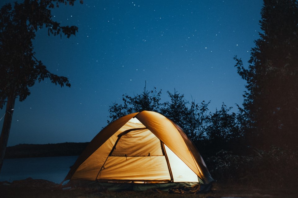 2021 05 27 camping-tent-pexels-josh-hild-2422265