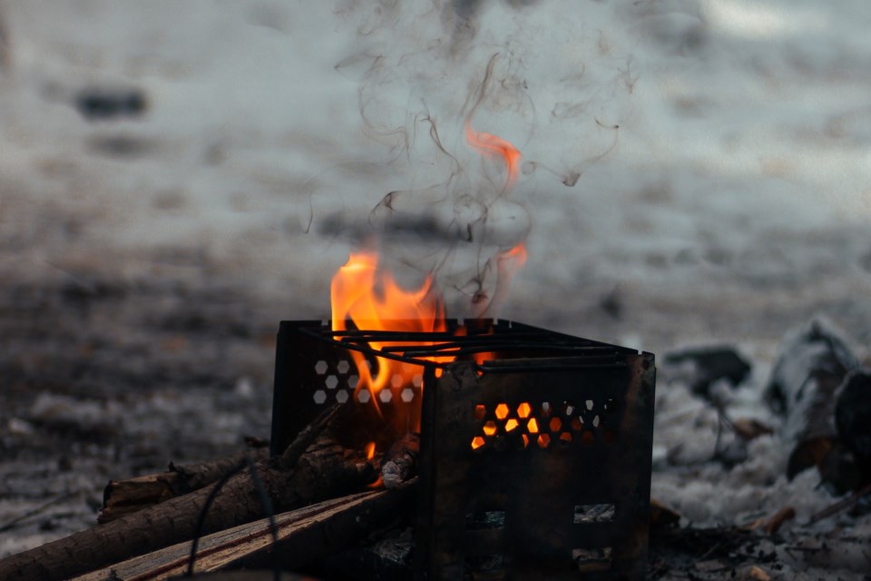 2022 01 26 fire-winter-homeless-pexels-necip-duman-10956145