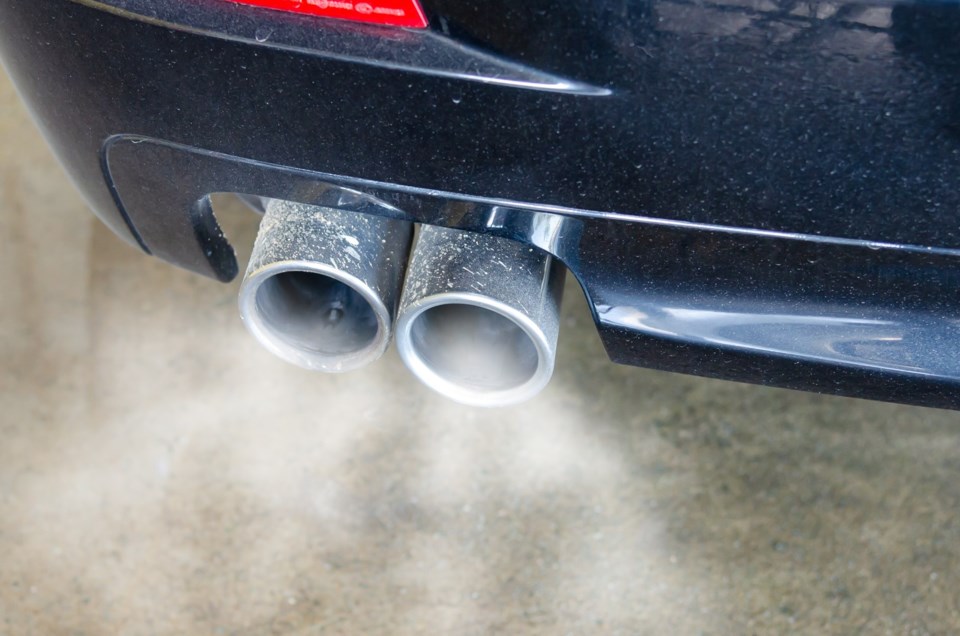2022 02 16 exhaust-pipes-muffler-noise-pexels-khunkorn-laowisit-5233284