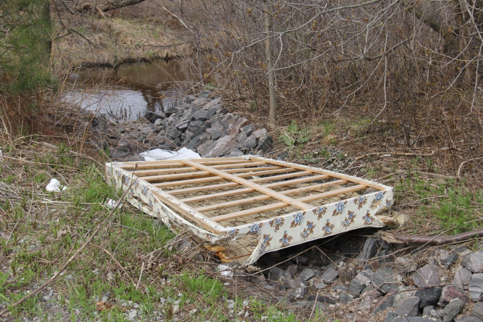 chippewa creek mattress dump turl 2017