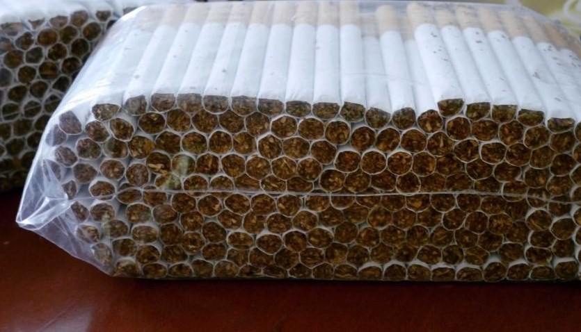 2015 11 25 cigarettes, illegal