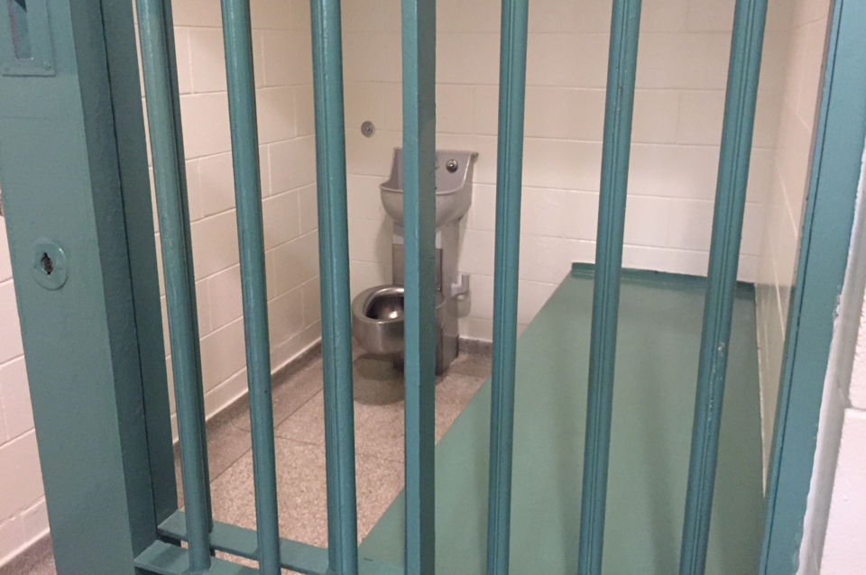 20190122 jail cell north bay turl(1)