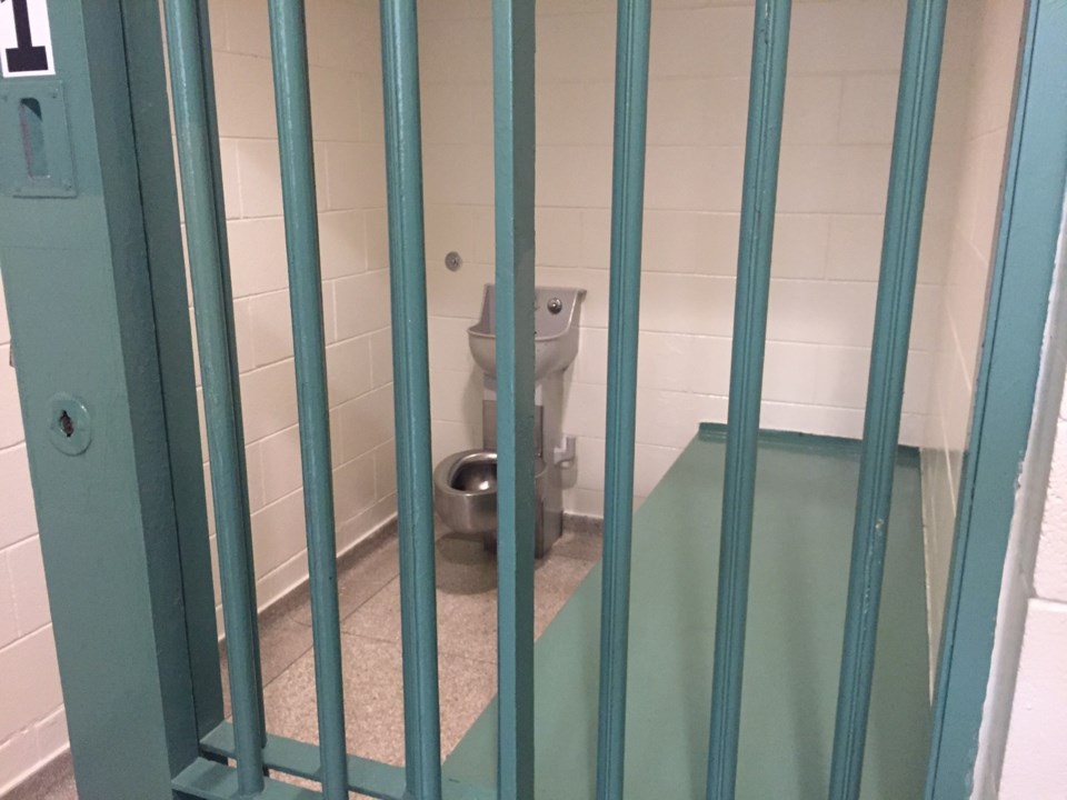 20190122 jail cell north bay turl