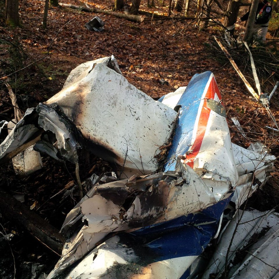 plane crash seguintwpnov92015tsb-02
