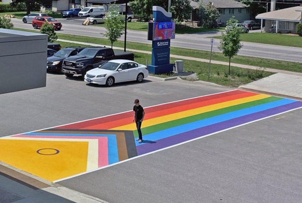 2023-rainbow-crosswalk