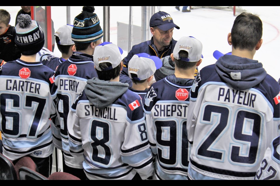Mike Yeo speaks to the West Ferris Major Peewee AA Trappers.  Photo submitted.  