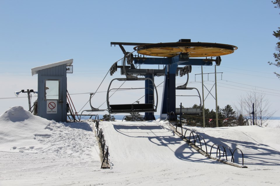 2020 Laurentian ski hill lift 1 turl