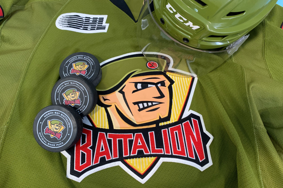 20211105 Battalion pucks helmet(1)