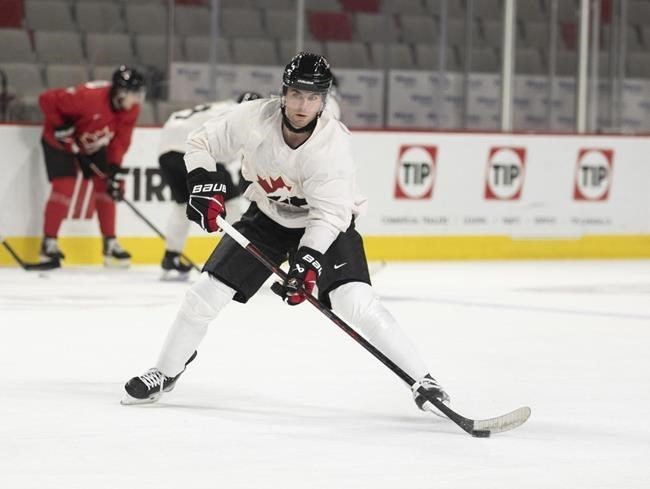 2022-adam-fantilli-team-canada