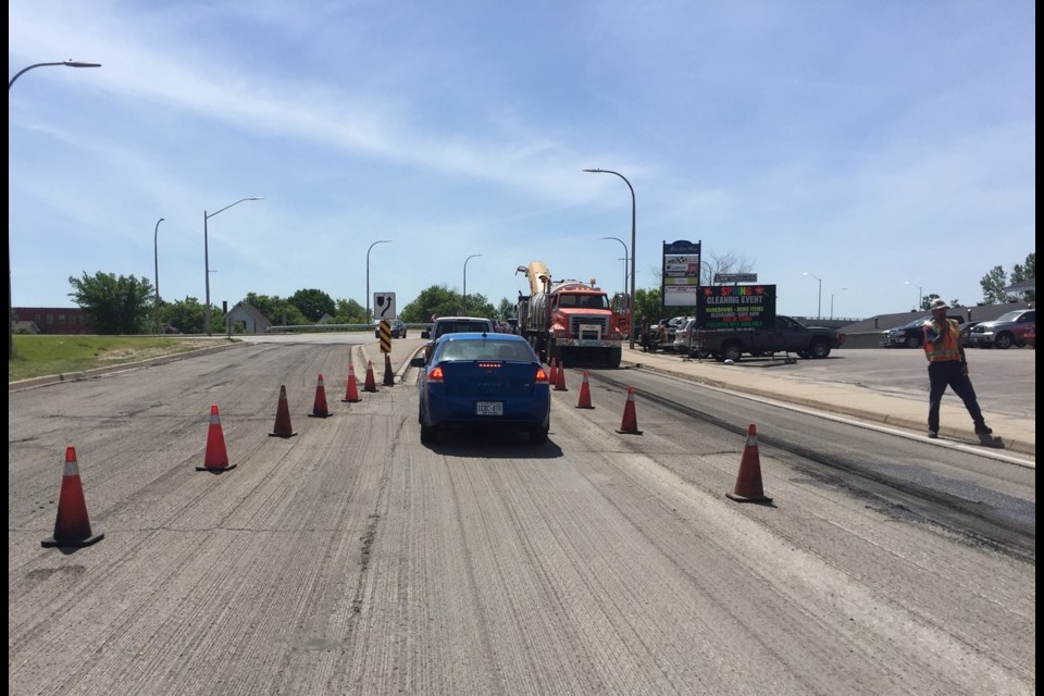 Lakeshore Drive overpass is undergoing a shave and pave. Jeff Turl/BayToday