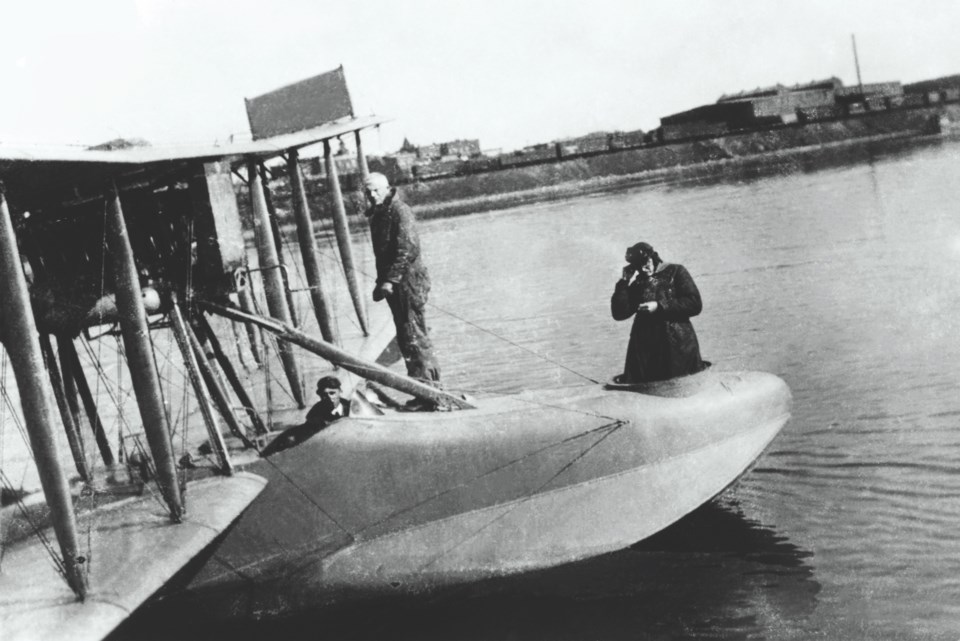 2021 trout lake float plane