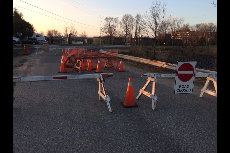 Another sinkhole on the Chippewa St. bridge has closed Queen St. Photo by Jeff Turl.