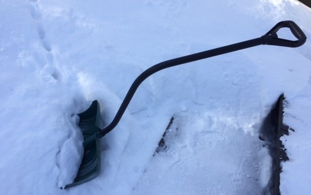 snow shovel 2016