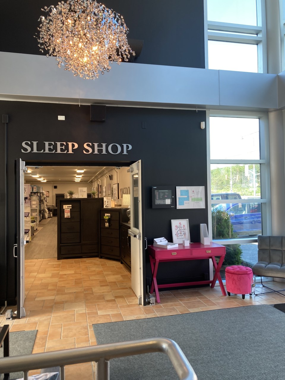 SLEEP SHOP