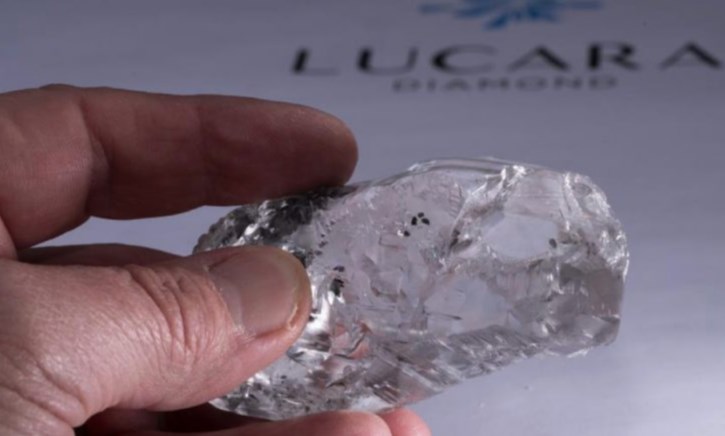 1000-plus-carat-diamon-lucara-diamonds