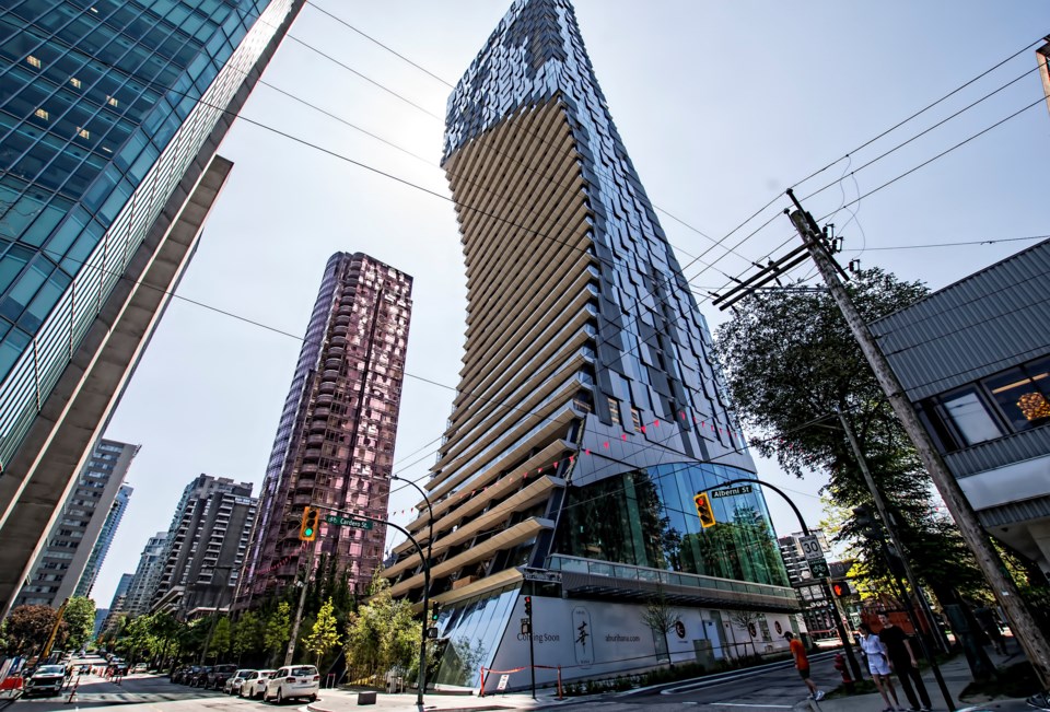 alberni_corridor-condo-downtown-vancouver-credit-chung-chow