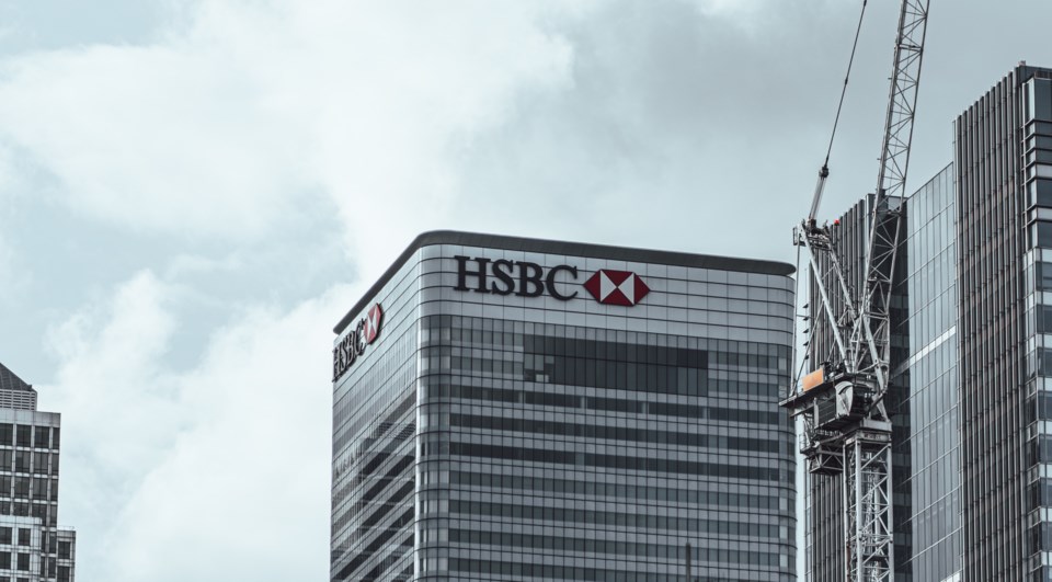 hsbc-credit-joshua-lawrence-unsplash1