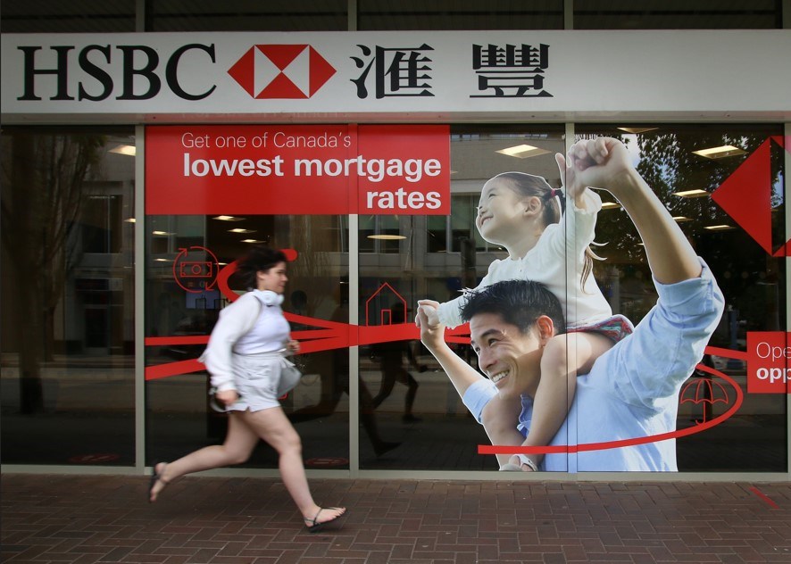 hsbc-and-running-woman-rk