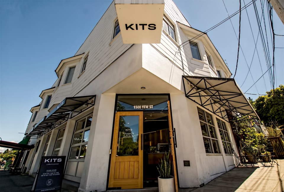 kits-store-outside