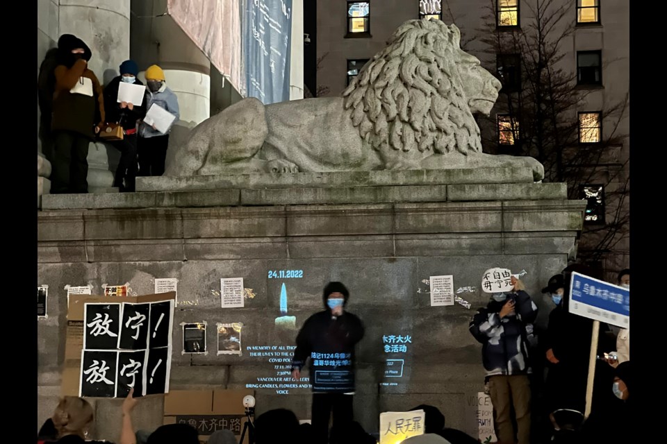 Protesters against the Chinese government and its strict pandemic lockdowns gathered outside the Vancouver Art Gallery on Sunday night.