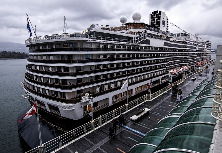 koningsdam-last-ship-year-cc