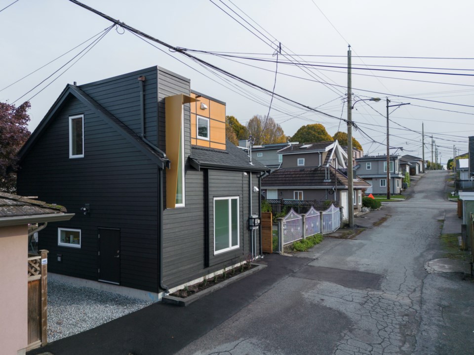 laneway-3