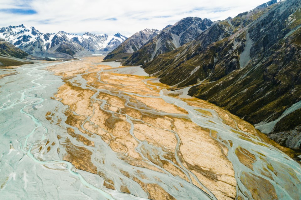 minerals-nazar-abbas-photography-moment-getty-images