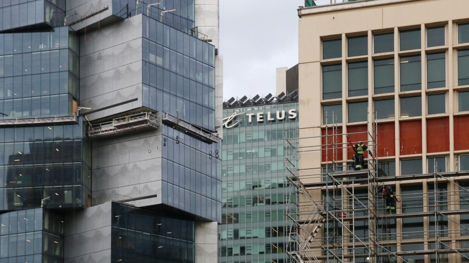 telus-downtown-vancouver-credit-rob-kruyt