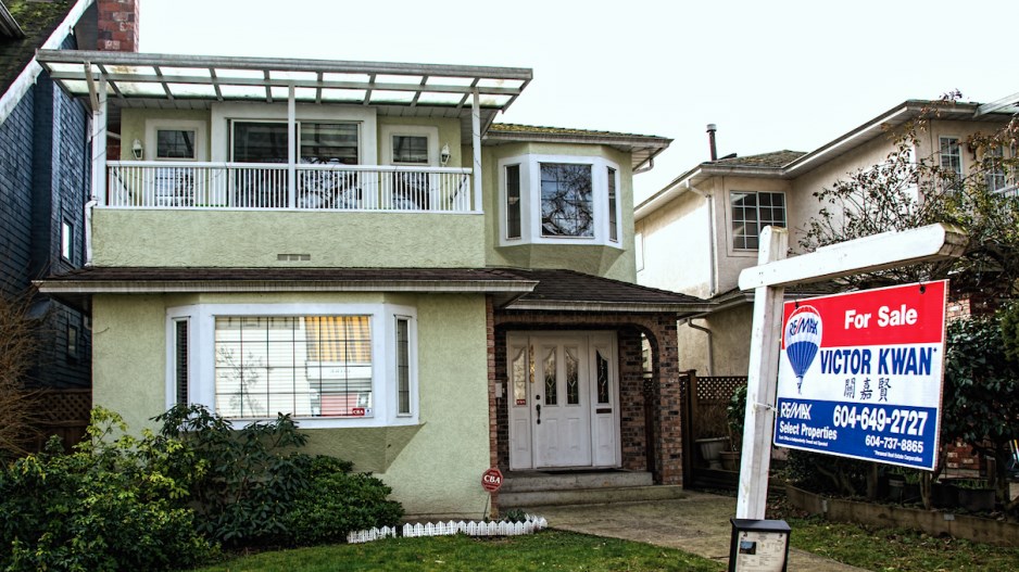 vancouver-house-sale-sign2-cc