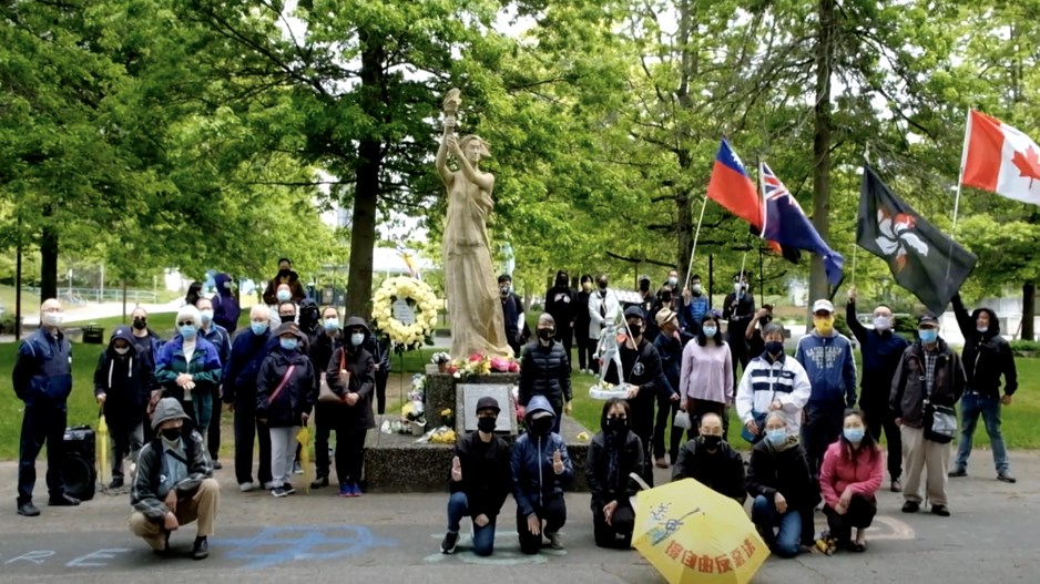 Wreath-laying-Tiananmen