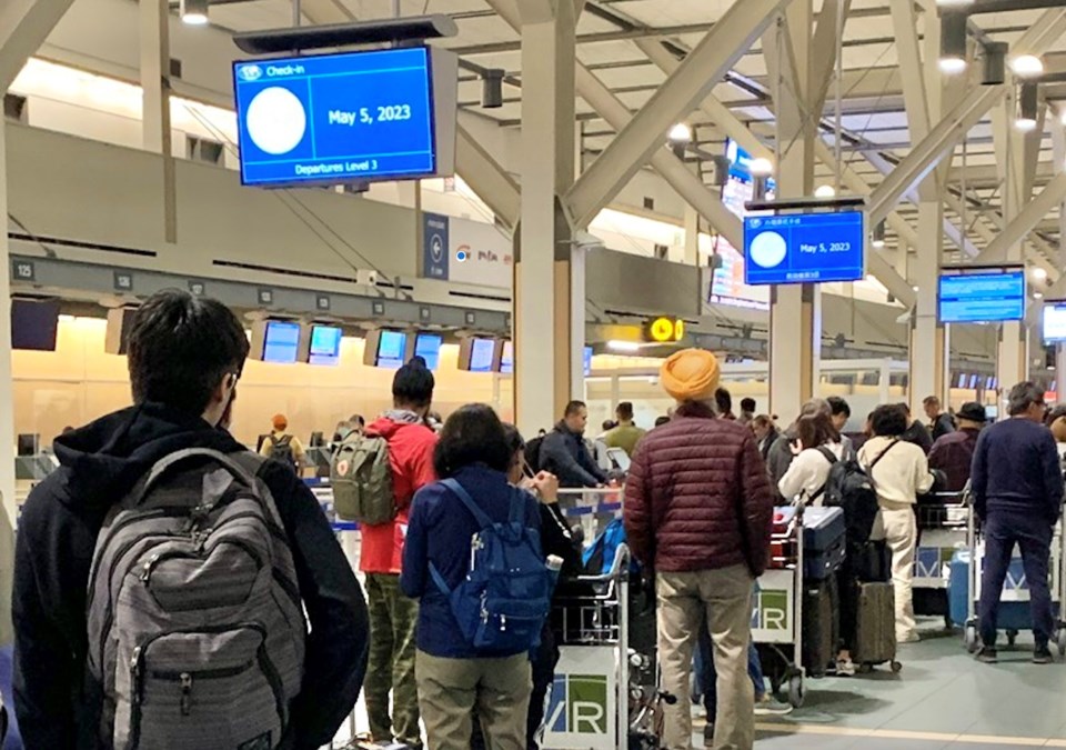 yvr-check-in-screens-gk