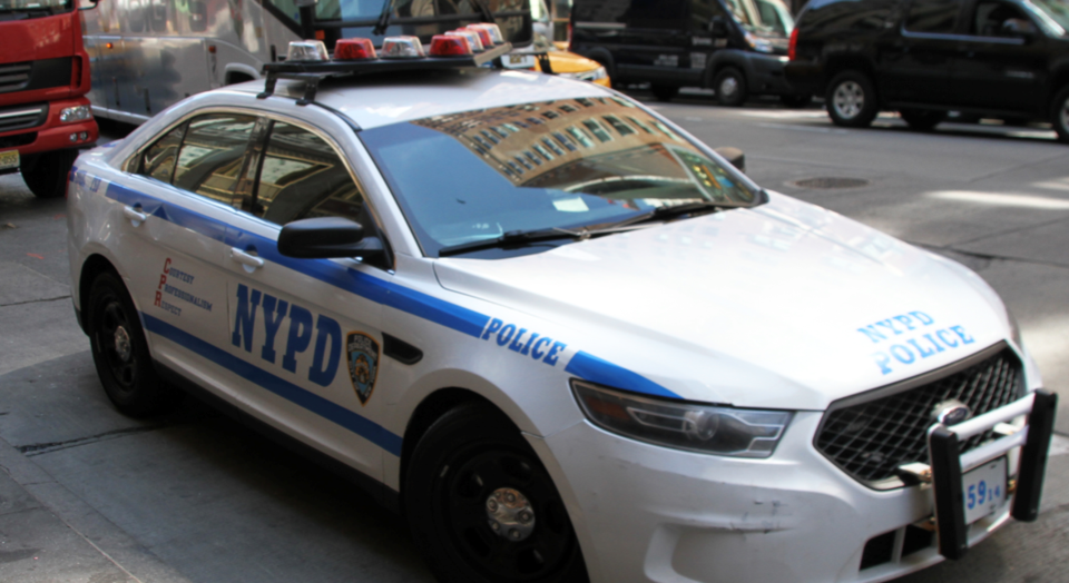 brooklyn-man-slashes-nypd-cop-car-tires