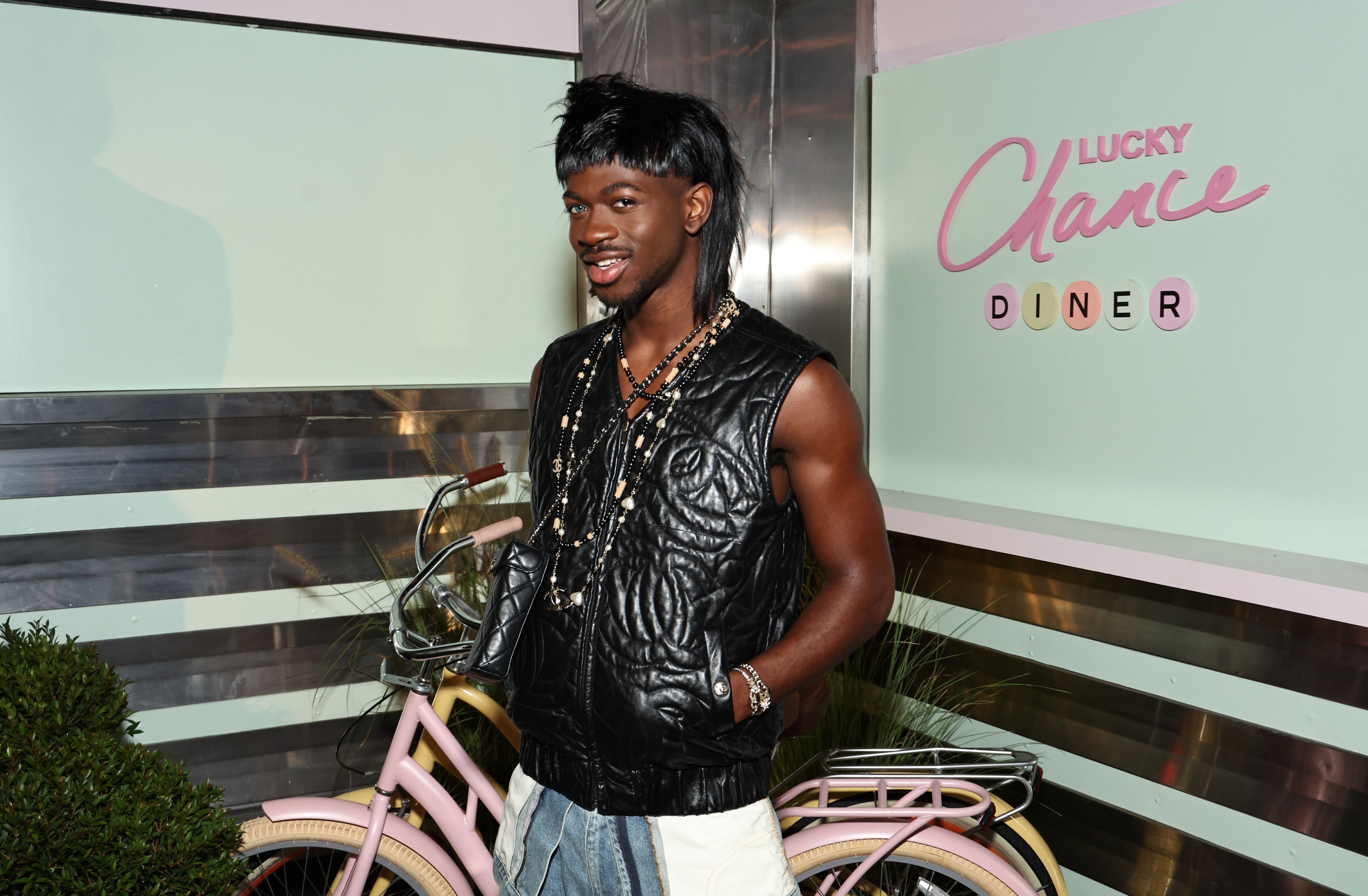 Chanel Invited A-List Stars to a Williamsburg Diner to Celebrate