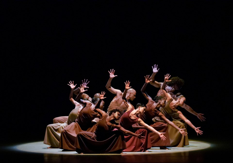 alvin-ailey-american-dance-theater-in-alvin-aileys-revelations-photo-by-paul-kolnik_3