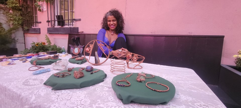 artist-stephanie-nunezof-diosa-de-luz-art-at-beyond-the-black-boxs-event-spetember-21st-in-bushwick-photo-by-jourdan-hicks-for-bk-reader