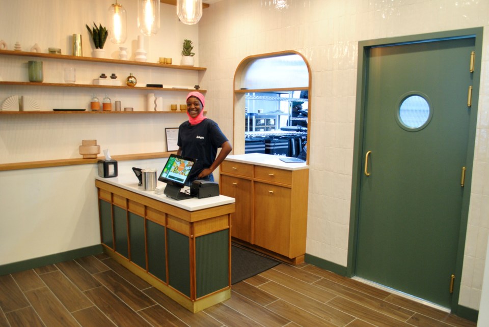 window-into-the-kitchen