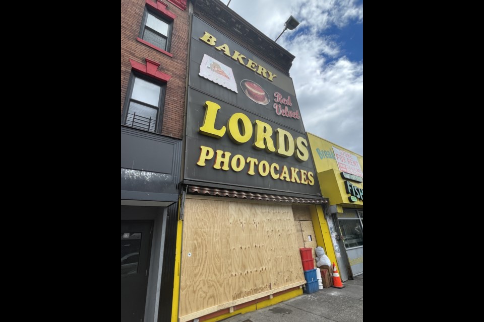 Lords Bakery & Photocakes boarded up.