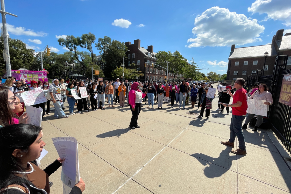 womens-center-rally