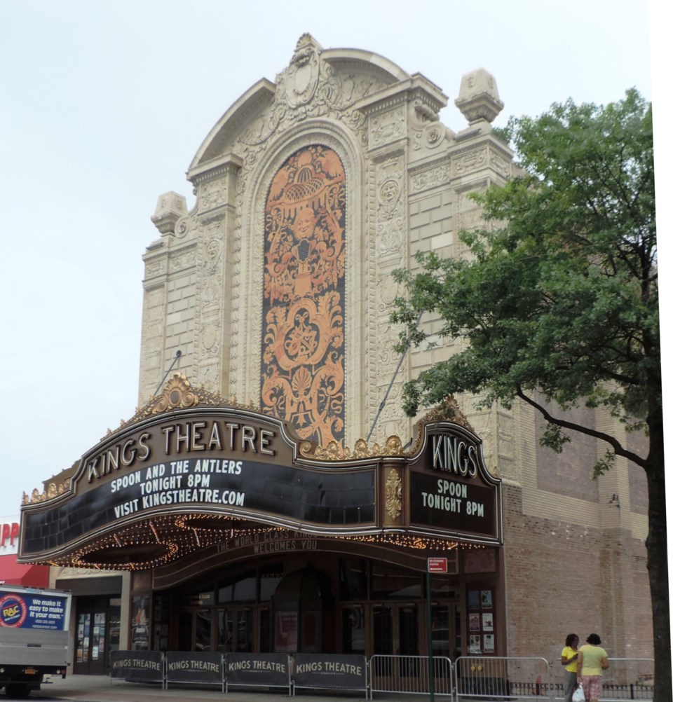 kings_theatre_flatbush_finished_jeh