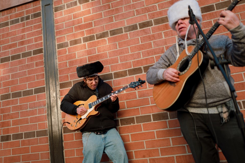 live-music-during-purim