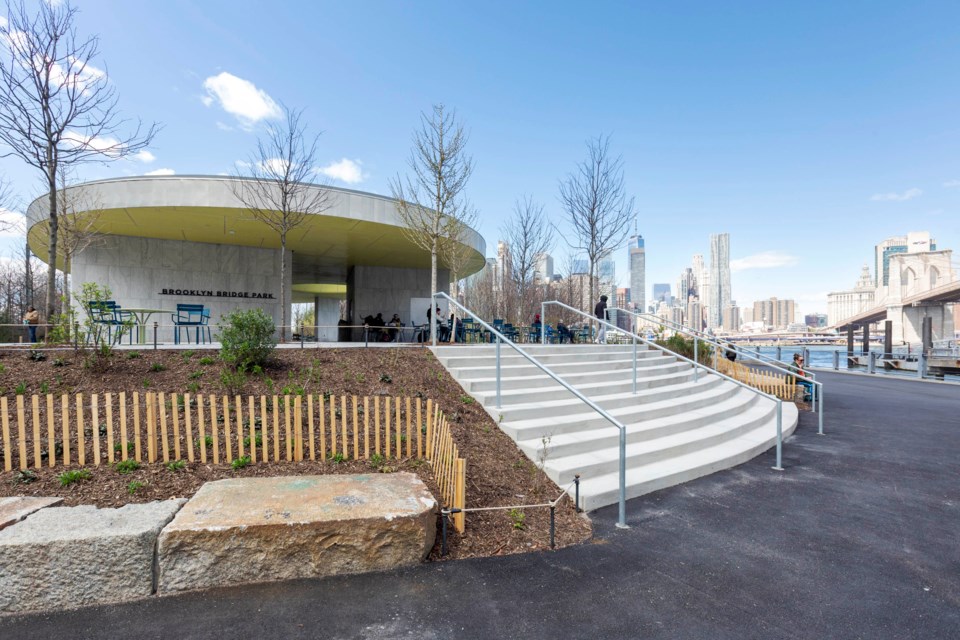 Brooklyn Bridge Park celebrated its 15th anniversary with the official opening of the newly designed Pier 1 Pavilion and Entryway. 