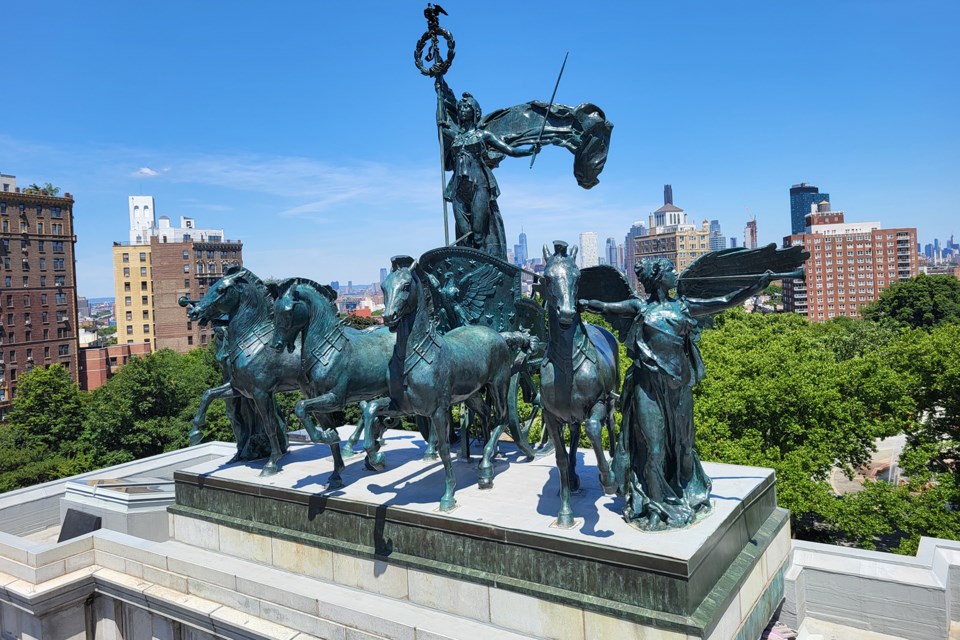 quadriga-after
