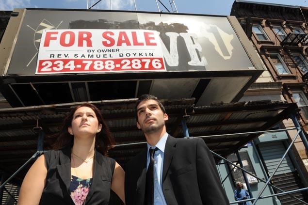 Sarah Wolff and Jonathan Solari founders of The New Brooklyn Theater Photo: NY Daily News