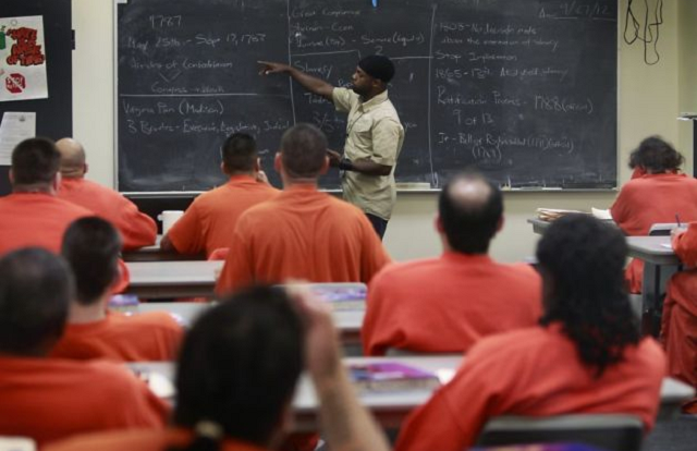 Prisoners taking college courses
