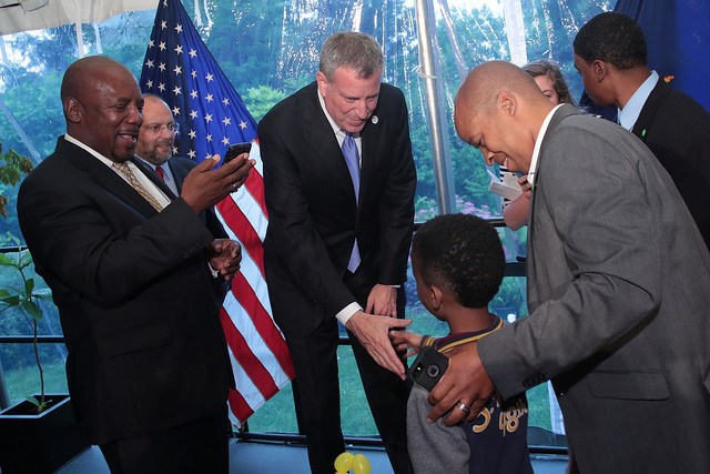 Mayor Bill de Blasio delivers remarks at the Citywide Fatherhood Initiative BBQ at Gracie Mansion on Thursday, June 12 Photo: Ed Reed for the Office of Mayor Bill de Blasio