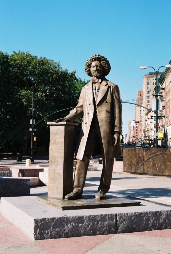 Gabriel Koren, Sculptor, Sculptures, gentrification, work studios, Brooklyn, Harlem, historical figures