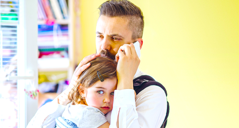 Hipster-dad-and-daughter-Shutterstock-800&#215;430
